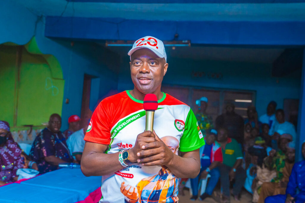 Governor Seyi Makinde addressing Muslim Leaders in Ona-Ara LGA as part of campaigns in Ibadan Zone on February 18, 2023