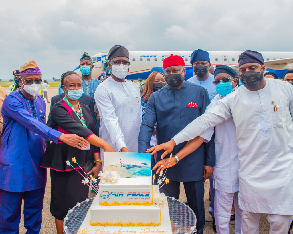 Governor Seyi Makinde welcoming Air Peace Inaugural Flight