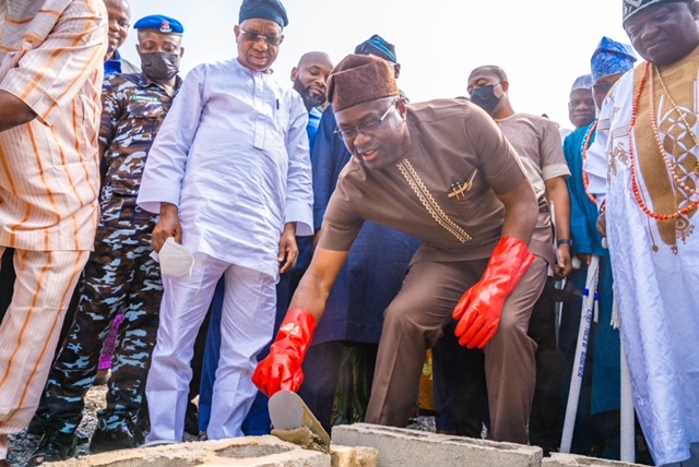 Governor Seyi Makinde at the groundbreaking ceremony of the Oyo State Independent Power Project