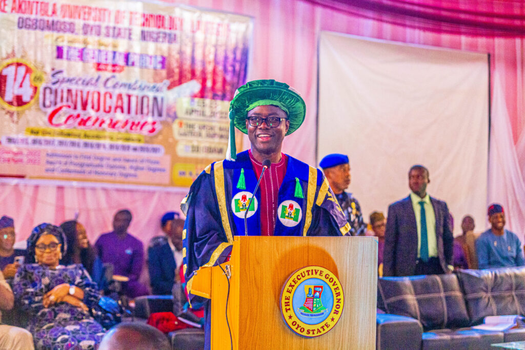 Governor Seyi Makinde delivering his speech at the Ladoke Akintola University of Technology 14th Combined Special Convocation Ceremonies on April 23, 2022
