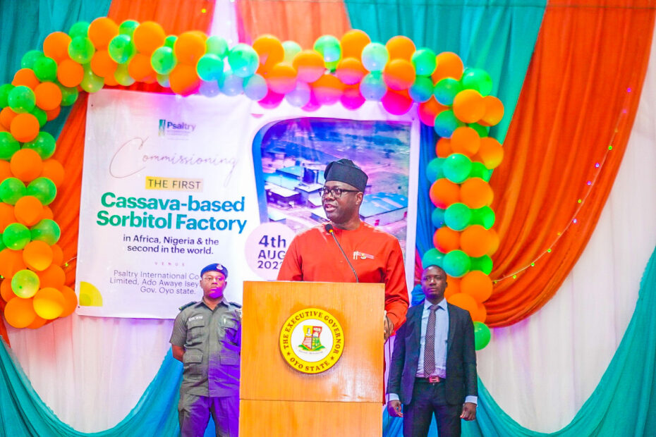 9 Governor Seyi Makinde delivering his speech at Psaltry International Company Ltd, Ado Awaye, Iseyin, Oyo State on August 4, 2022