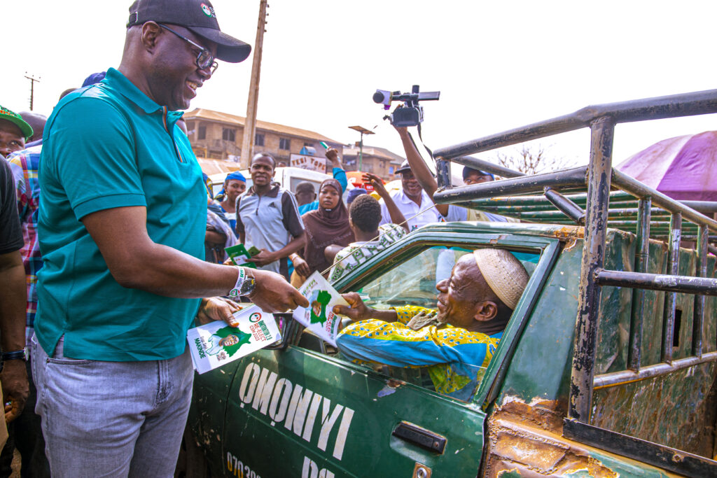 Governor Seyi Makinde street canvassing at Oke-Ogun Zone