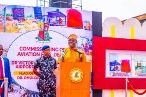 Governor Seyi Makinde delivering his remarks during the commissioning of the 3.2 km Ibadan Airport Road dualisation project on March 3, 2023