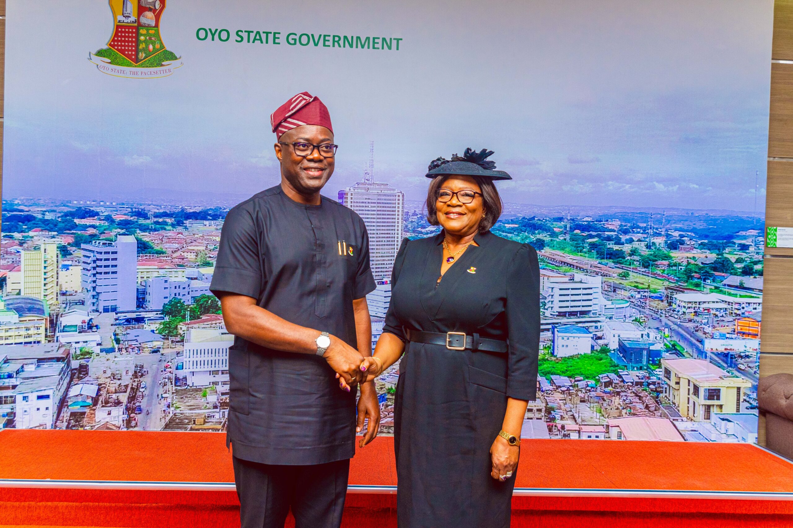 1 Governor Seyi Makinde and the new Oyo State Chief Judge, Hon Justice Iyabo Yerima during her swearing-in on April 25, 2023.