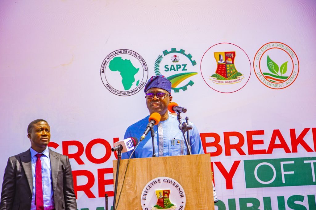 Governor Seyi Makinde delivering his remarks at the groundbreaking ceremony of the Eruwa Agribusiness Industrial Hub on 21 November 2024